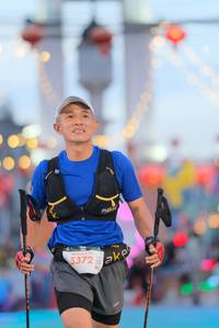 BIB: 5372
                            <button type="button" onclick="openModal(21767345)" class="btn btn-primary btn-sm float-right btn-popup" data-toggle="modal" data-target=".modal-high-quality">
                        <i class="fas fa-shopping-cart"></i> Add to Cart
                    </button>
                                            <button type="button" onclick="isThisMe(21767345, true)" class="btn btn-success btn-sm float-right btn-popup btn-isme hidden" data-toggle="tooltip" data-placement="bottom" title="นี่คือรูปของคุณใช่ไหม คลิกที่นี่เพื่อเอาเข้าอัลบั้ม">
                        <i class="fas fa-plus"></i> Add to album
                    </button>
                    <button type="button" onclick="isThisMe(21767345, false)" class="btn btn-warning btn-sm float-right btn-popup btn-isnotme hidden">
                        <i class="fas fa-ban"></i> Remove from album
                    </button>